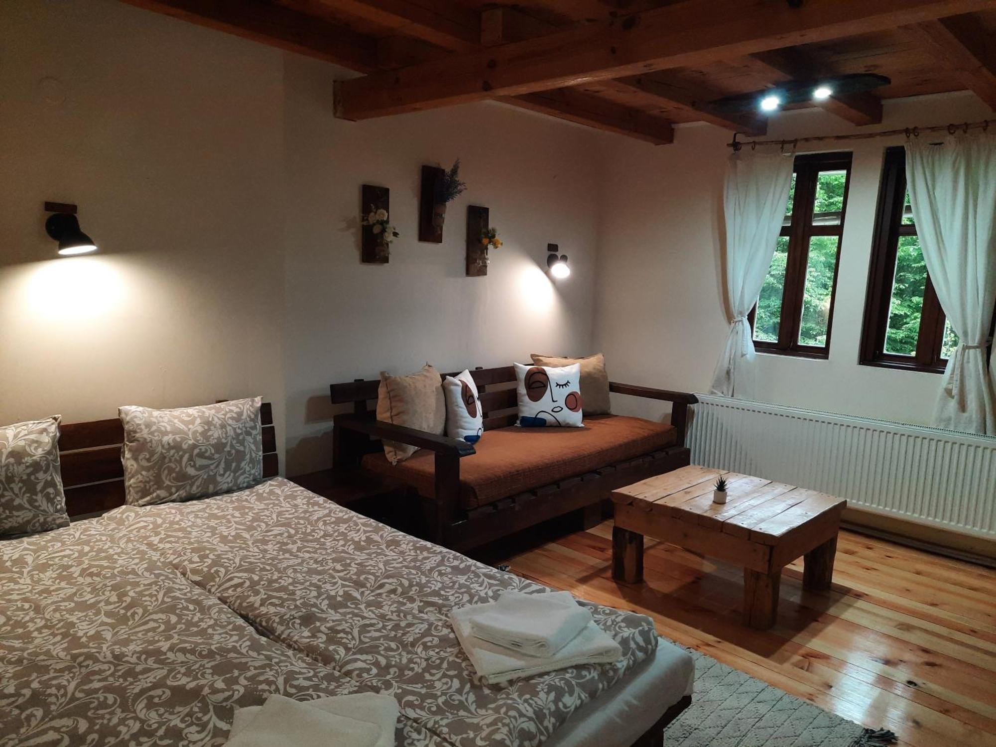 Guest House Kandaferi 2 Elena Ngoại thất bức ảnh