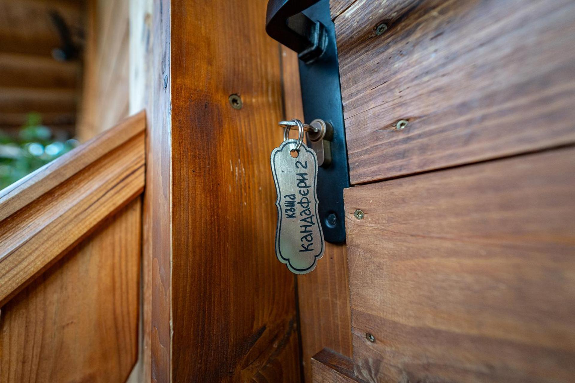 Guest House Kandaferi 2 Elena Ngoại thất bức ảnh